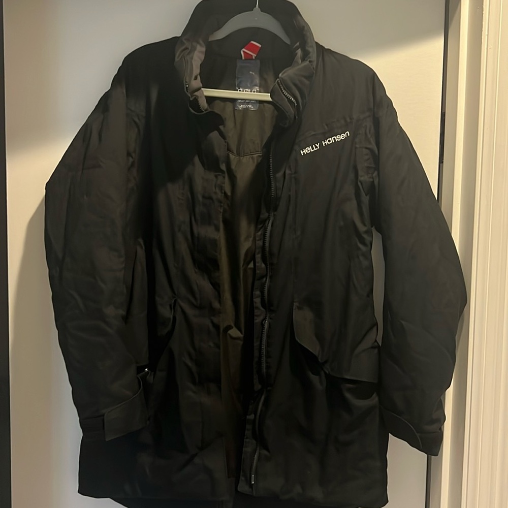 HELLY HANSEN MID LENGTH JACKET
